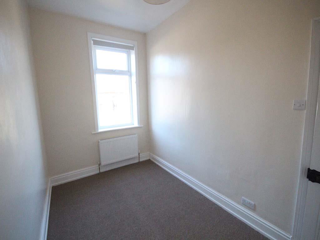 2 bedroom mid terrace house Let Agreed in Earby - IMG_4810.jpg
